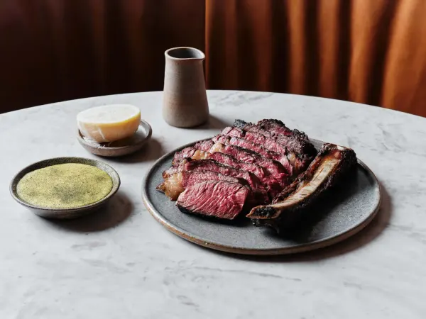 Omnia Bistro & Bar